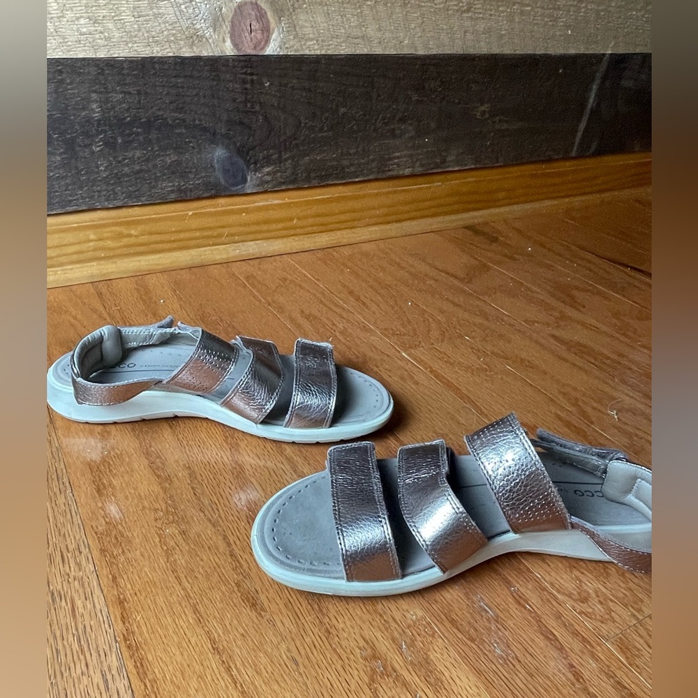 Ecco Shiny Silver Strap Sandals - Picture 5 of 8